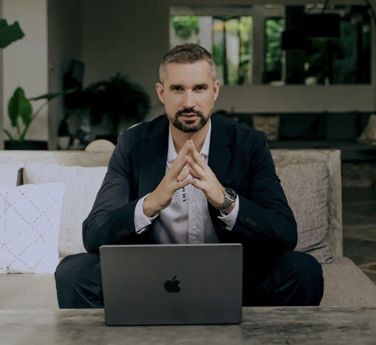 Alex — Founder & Lead Coach